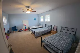 119 Briarwood Ln, Elgin, TX 78621 - Photo 14