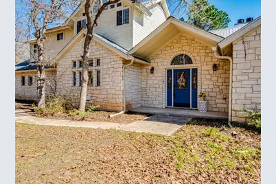 119 Briarwood Lane, Elgin, TX 78621 - Photo 2