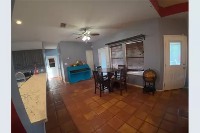 119 Briarwood Lane, Elgin, TX 78621 - Photo 6