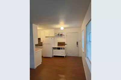 1212 Taulbee Lane #B, Austin, TX 78757 - Photo 2