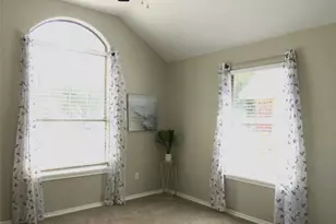 1610 Ramona Cir, San Marcos, TX 78666 - Photo 8