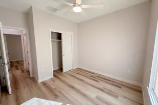 817 5th St, Lockhart, TX 78644 - Photo 12