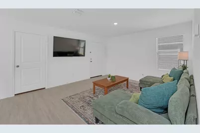 353 Marty Allen Loop, Jarrell, TX 76537 - Photo 6