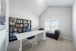 2412 Star Hill Ranch St, Georgetown, TX 78628 - Photo 4
