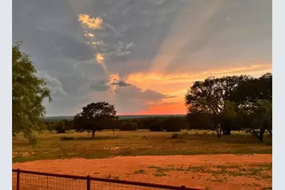 19348 N US Highway 281 Highway, Lampasas, TX 76550 - Photo 36