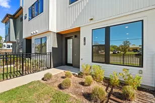 2113 E M. Franklin Ave, Austin, TX 78723 - Photo 1