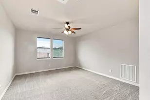 102 Chestnut Ct, Georgetown, TX 78633 - Photo 32