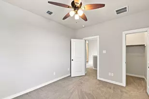 102 Chestnut Ct, Georgetown, TX 78633 - Photo 26