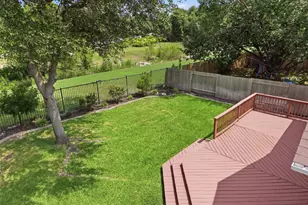 1833 Paradise Ridge Dr, Round Rock, TX 78665 - Photo 32