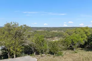 329 Kendall Dr, Spicewood, TX 78669 - Photo 14