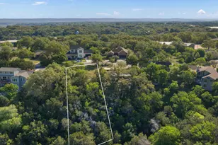 329 Kendall Dr, Spicewood, TX 78669 - Photo 16