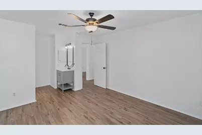 6310 Shadow Bend, Austin, TX 78745 - Photo 12