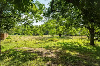 119 S Mitchell Street, San Marcos, TX 78666 - Photo 12