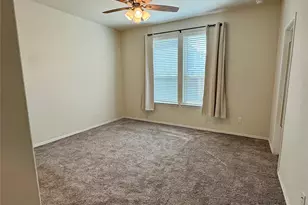121 English Oak St, Georgetown, TX 78626 - Photo 10