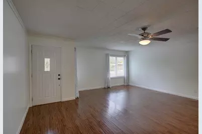 1307 Vine Street, Georgetown, TX 78626 - Photo 4