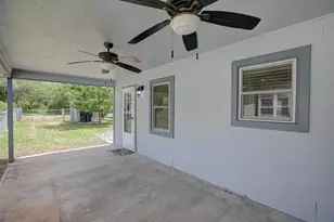 1307 Vine St, Georgetown, TX 78626 - Photo 30