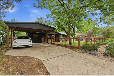 6207 Hickman Avenue, Austin, TX 78723 - Photo 2
