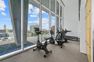 313 W 17th St, Austin, TX 78701 - Photo 18