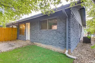 3007 Matador Dr, Austin, TX 78741 - Photo 10