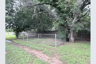 570 W Keanahalululu Lane, Bastrop, TX 78602 - Photo 24