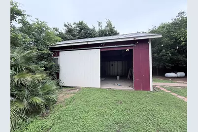 570 W Keanahalululu Lane, Bastrop, TX 78602 - Photo 20