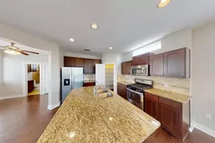 2021 Geniveive Ln, Austin, TX 78741 - Photo 12
