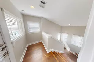 2021 Geniveive Ln, Austin, TX 78741 - Photo 20