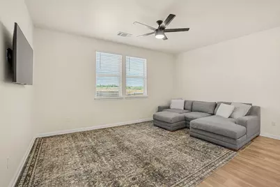 148 Hidalgo Lane, Elgin, TX 78621 - Photo 18
