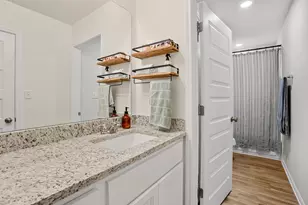148 Hidalgo Ln, Elgin, TX 78621 - Photo 30
