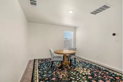 148 Hidalgo Lane, Elgin, TX 78621 - Photo 22
