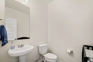 148 Hidalgo Ln, Elgin, TX 78621 - Photo 18