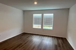 7221 Spotted Leaf Wy, Del Valle, TX 78617 - Photo 10