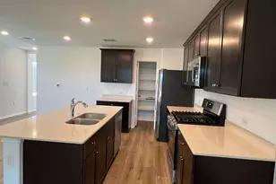 7221 Spotted Leaf Wy, Del Valle, TX 78617 - Photo 4