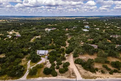 621 Deer Creek Circle, Dripping Springs, TX 78620 - Photo 8