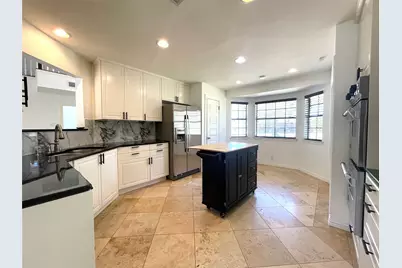 10431 Scotland Well Drive, Austin, TX 78750 - Photo 10