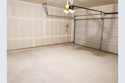 10504 Alemoor Drive, Austin, TX 78747 - Photo 4