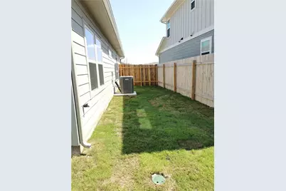 10504 Alemoor Drive, Austin, TX 78747 - Photo 18
