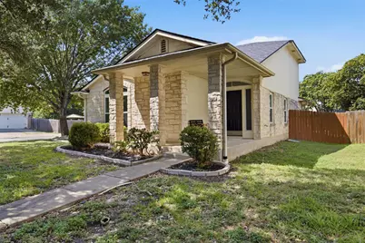 1416 Roxannes Run, Pflugerville, TX 78660 - Photo 6