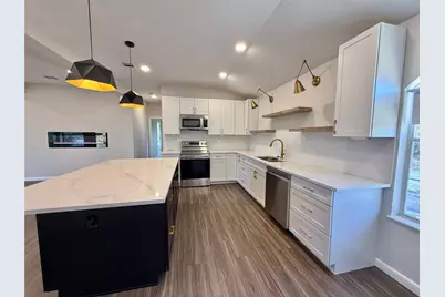 3106 Point Cove, Lago Vista, TX 78645 - Photo 6