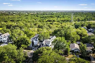 5607 Tura Ln, Austin, TX 78721 - Photo 36