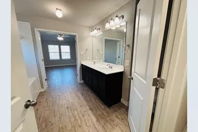 1410 Walden Pond Drive, Pflugerville, TX 78660 - Photo 8