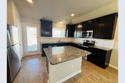 1410 Walden Pond Drive, Pflugerville, TX 78660 - Photo 4