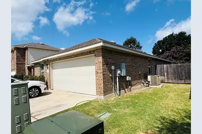 1410 Walden Pond Drive, Pflugerville, TX 78660 - Photo 2