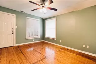 703 Upson St, Austin, TX 78703 - Photo 4