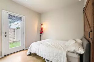 1416 Waterloo Shore Ln, Austin, TX 78741 - Photo 14