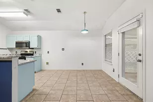 125 Blue Ridge Trail, Elgin, TX 78621 - Photo 6