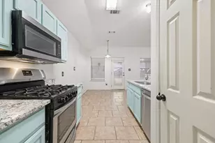 125 Blue Ridge Trail, Elgin, TX 78621 - Photo 4