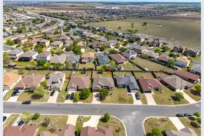 133 Lignite Drive, Jarrell, TX 76537 - Photo 28
