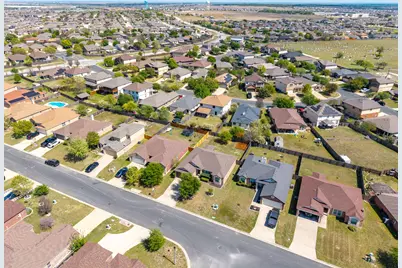 133 Lignite Drive, Jarrell, TX 76537 - Photo 30