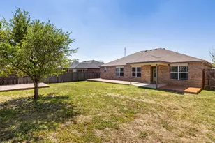 133 Lignite Dr, Jarrell, TX 76537 - Photo 18